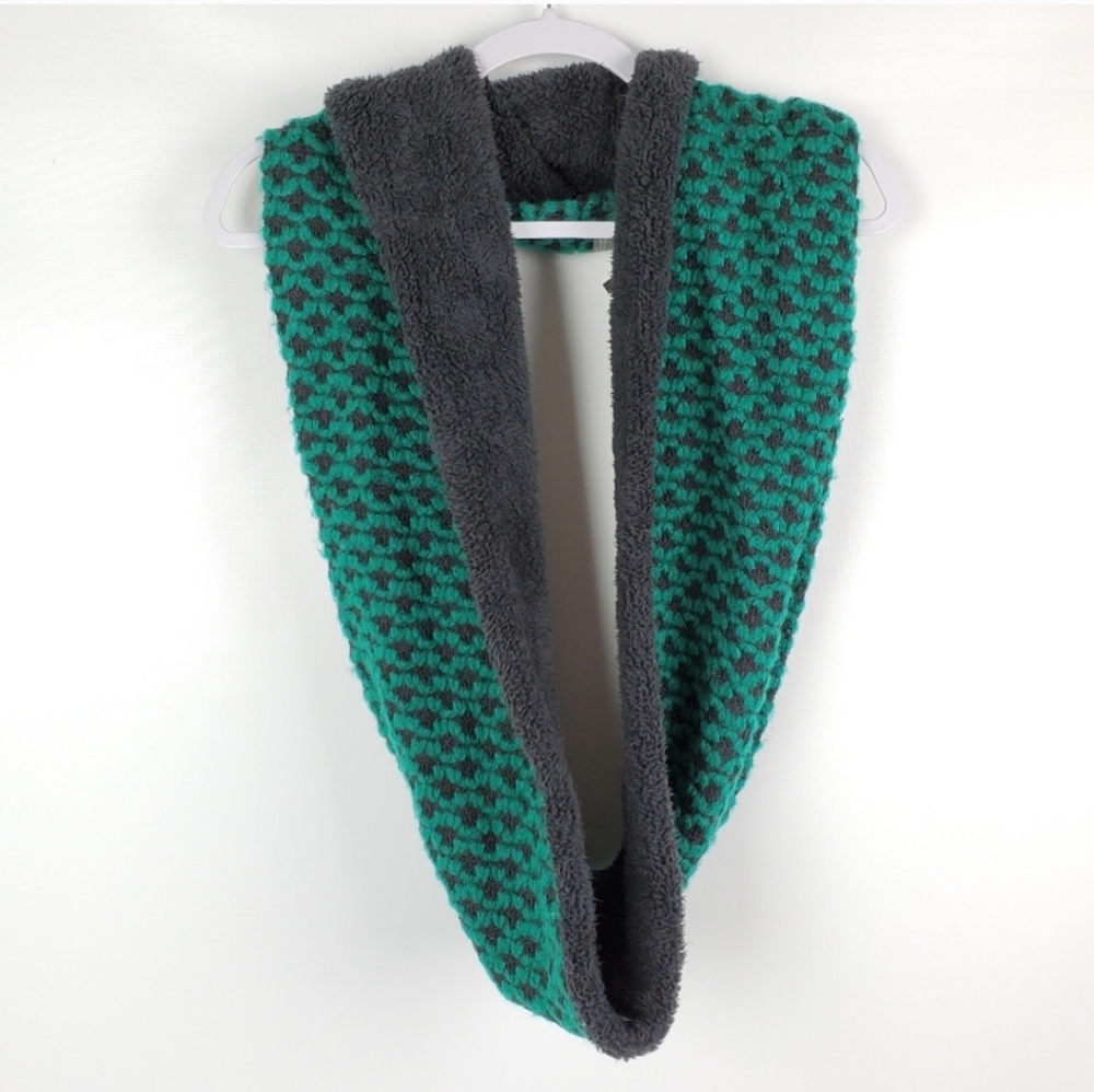 Wilson’s Leather Infinity Knit Fleece Warm Scarf